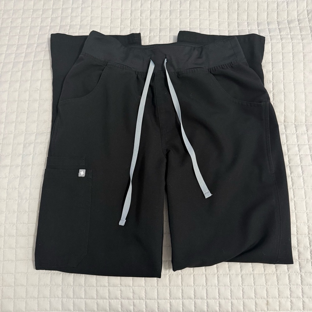 Figs Black Kade Cargo High Waisted Scrub Pants